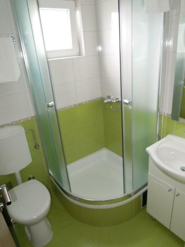 Apartments Tina Брист Екстериор снимка
