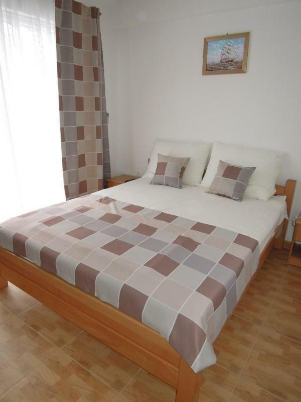 Apartments Tina Брист Екстериор снимка